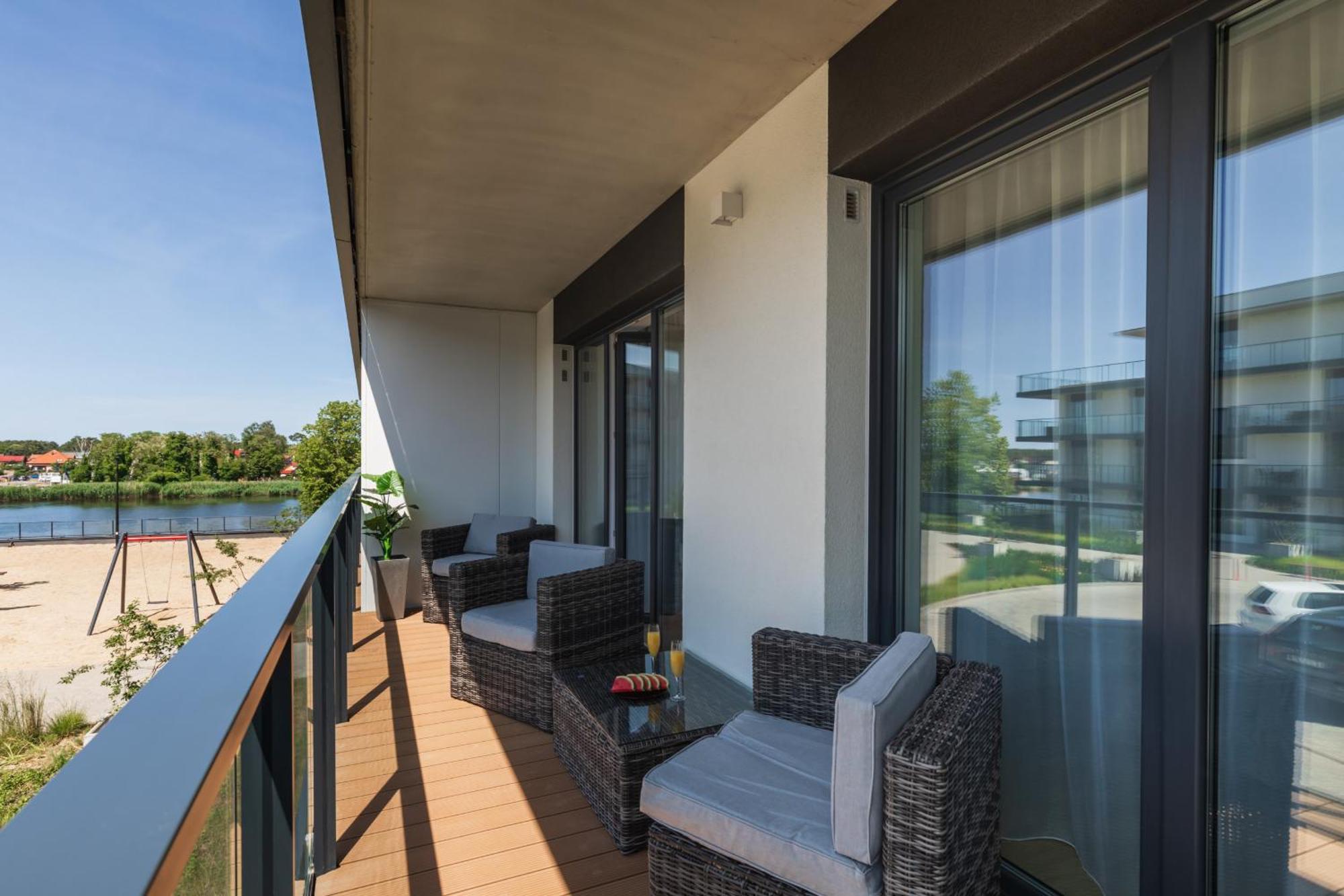 Lux Wellness Resort Apartments By The River By Renters Prestige Dziwnów Esterno foto